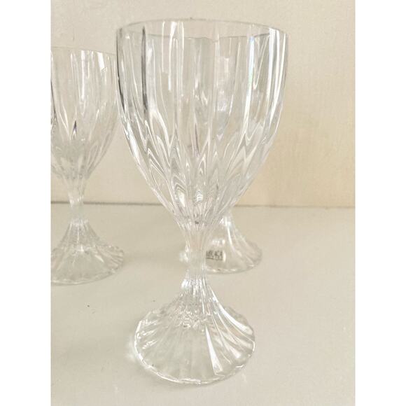 Vintage Mikasa Solid Crystal Wine Glass Ribbed Lot of 4 Clear Cut Goblets - Picture 4 of 6